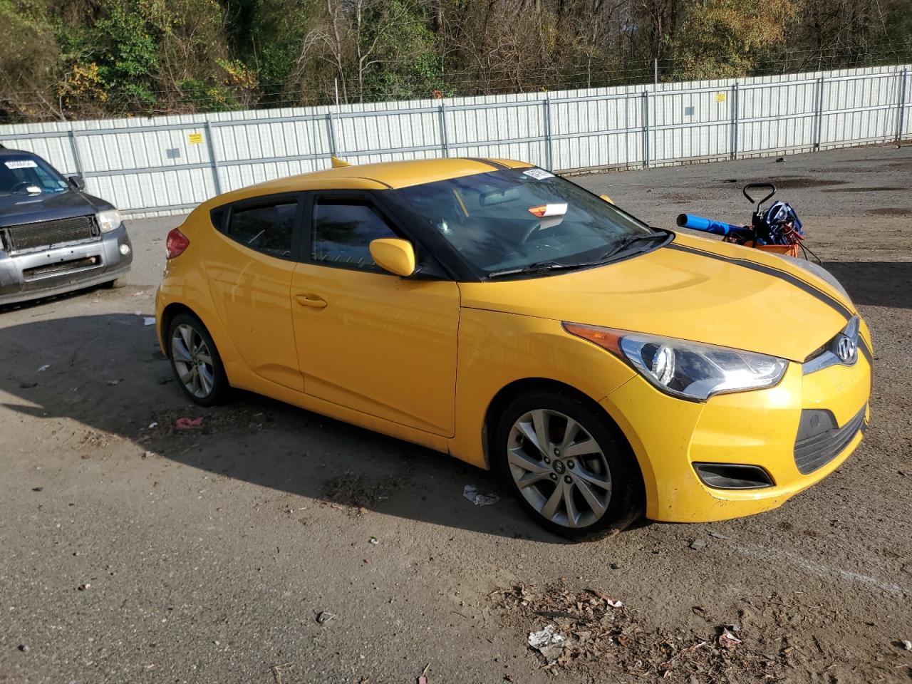 Lot #3028333807 2016 HYUNDAI VELOSTER