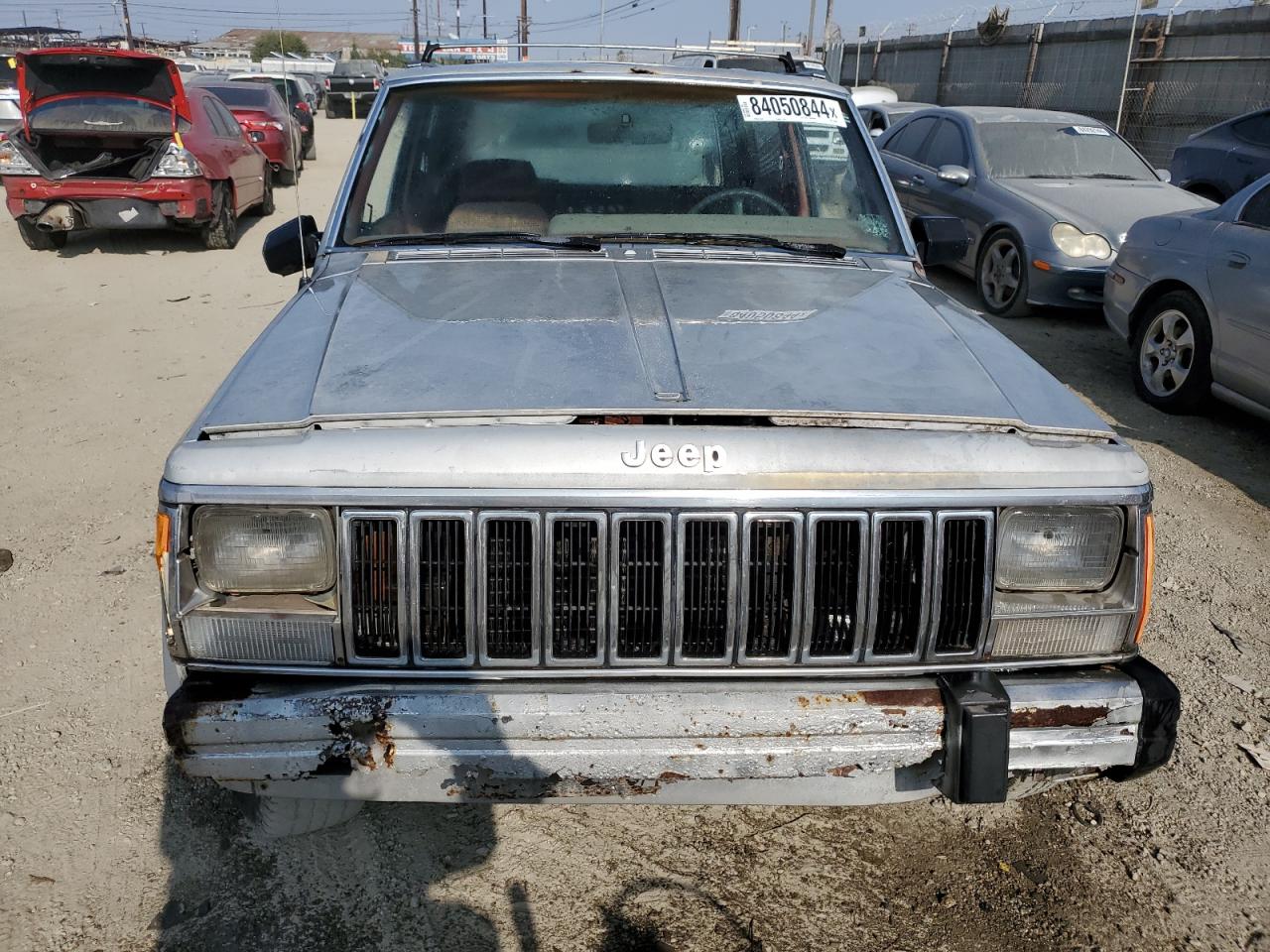 Lot #3040920418 1985 JEEP CHEROKEE L