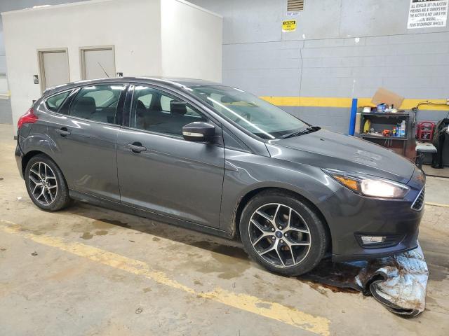 VIN 1FADP3M23JL261770 2018 FORD FOCUS no.4