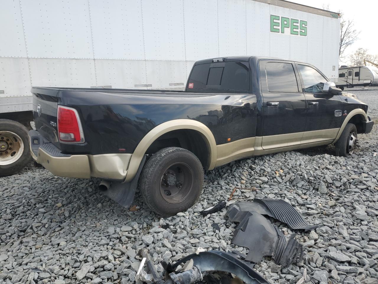 Lot #3048295722 2015 RAM 3500 LONGH