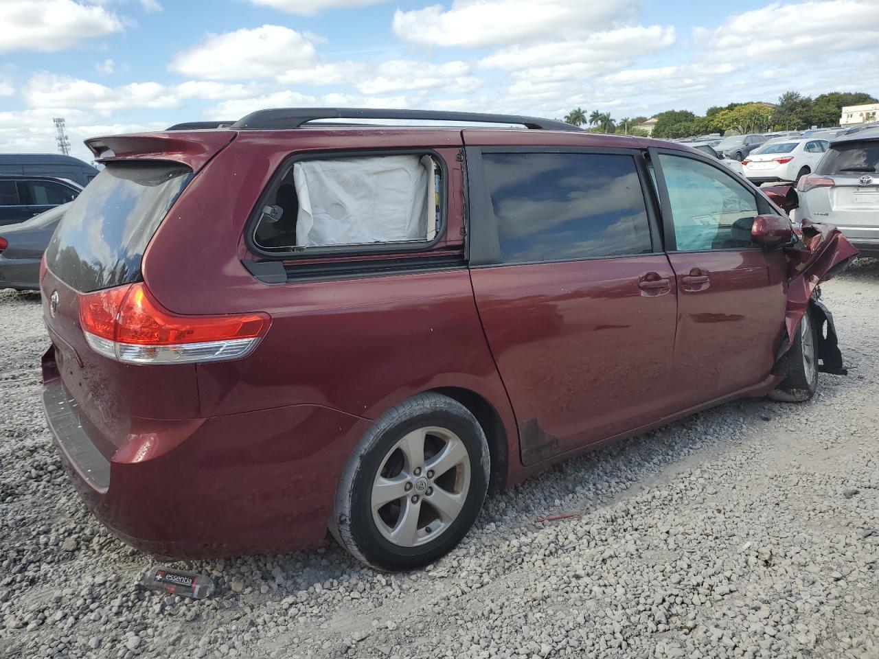 Lot #3029579083 2012 TOYOTA SIENNA LE