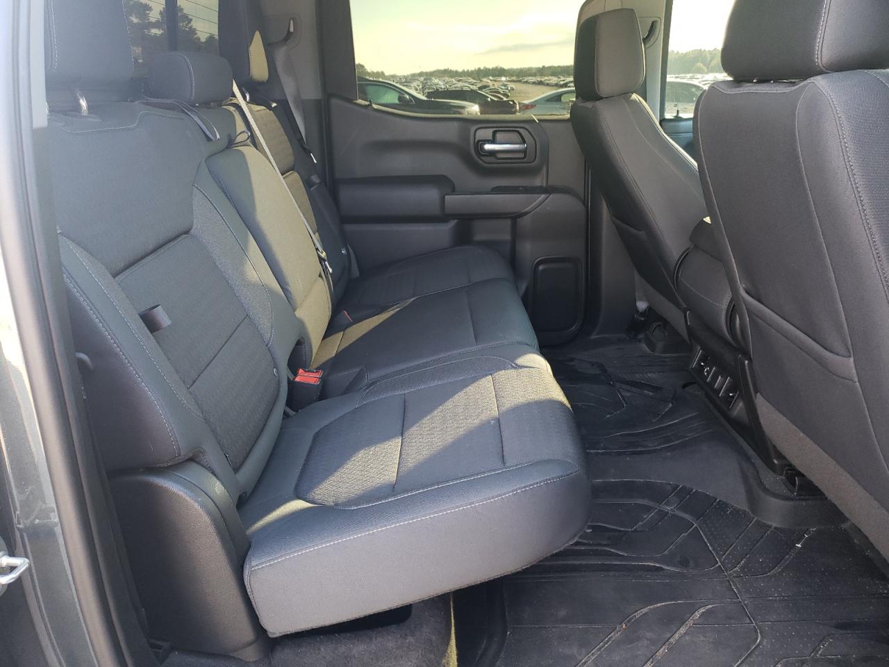 CHEVROLET SILVERADO C1500 LT