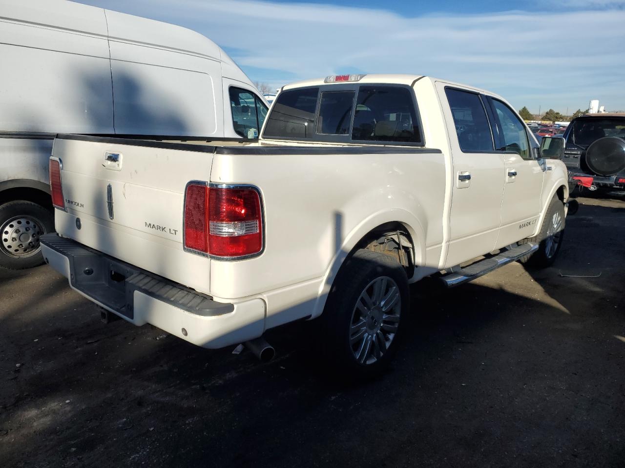 Lot #3033532096 2008 LINCOLN MARK LT