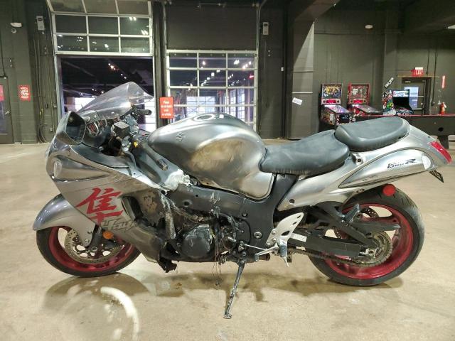 2019 SUZUKI GSX1300 RA JS1GX72B3K7100177