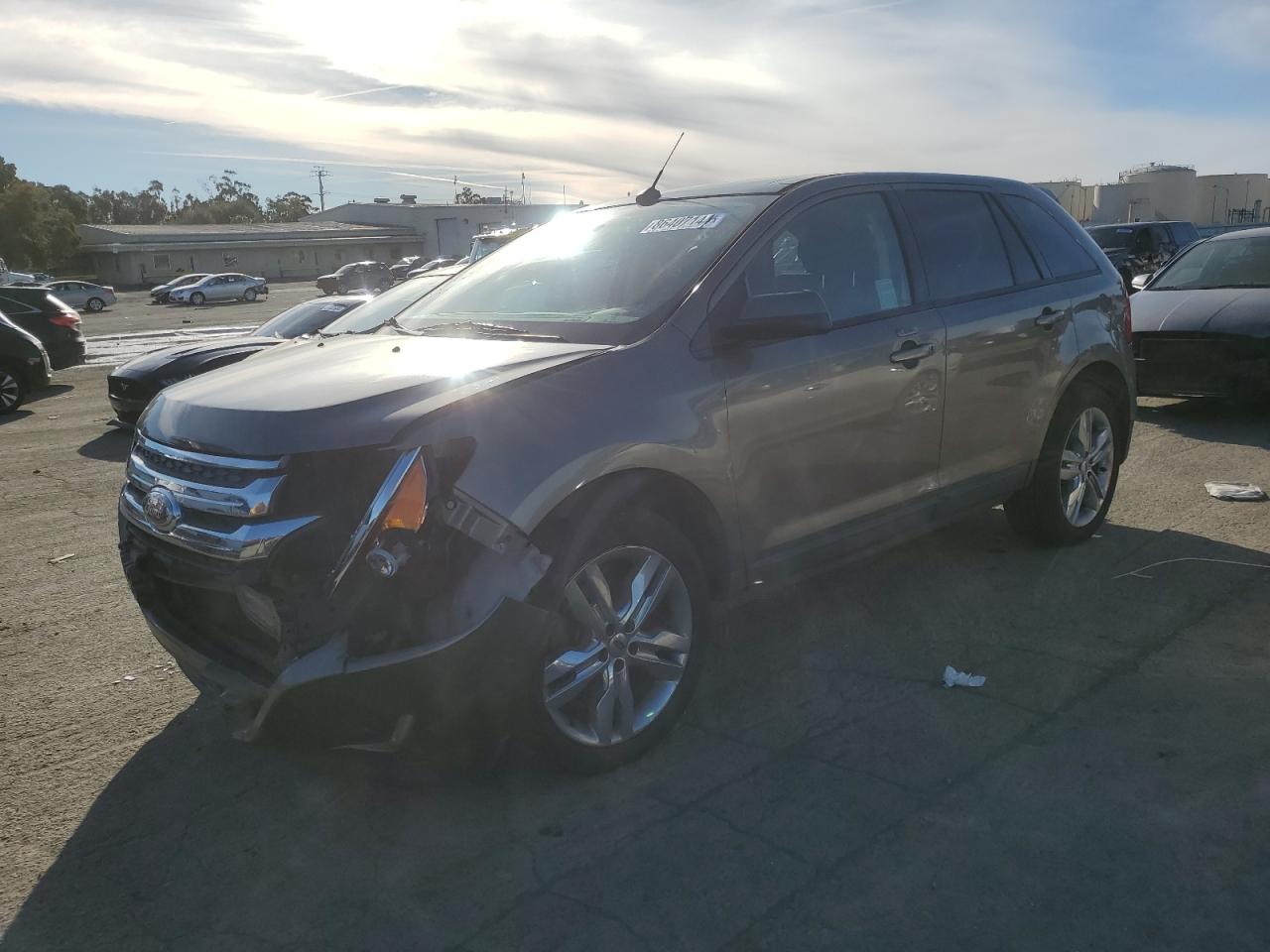  Salvage Ford Edge