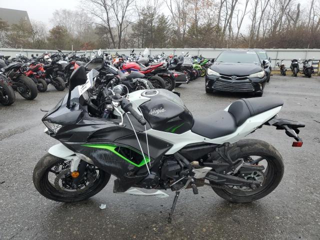 2022 KAWASAKI EX650 N - ML5EXEN10NDA79232