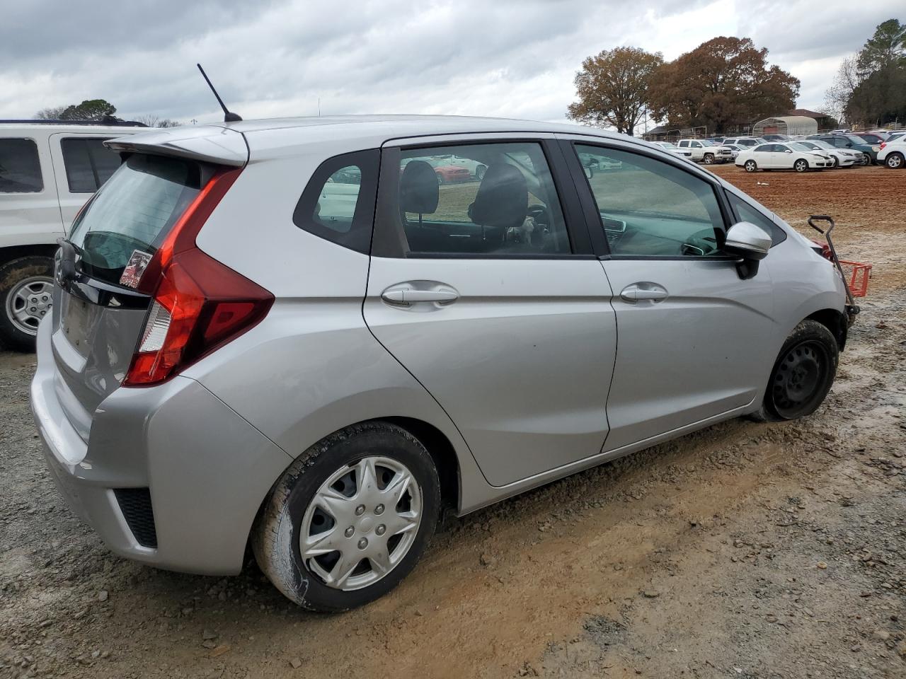 Lot #3042022204 2015 HONDA FIT LX