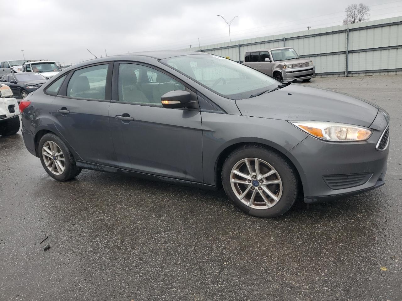 Lot #3033265897 2017 FORD FOCUS SE