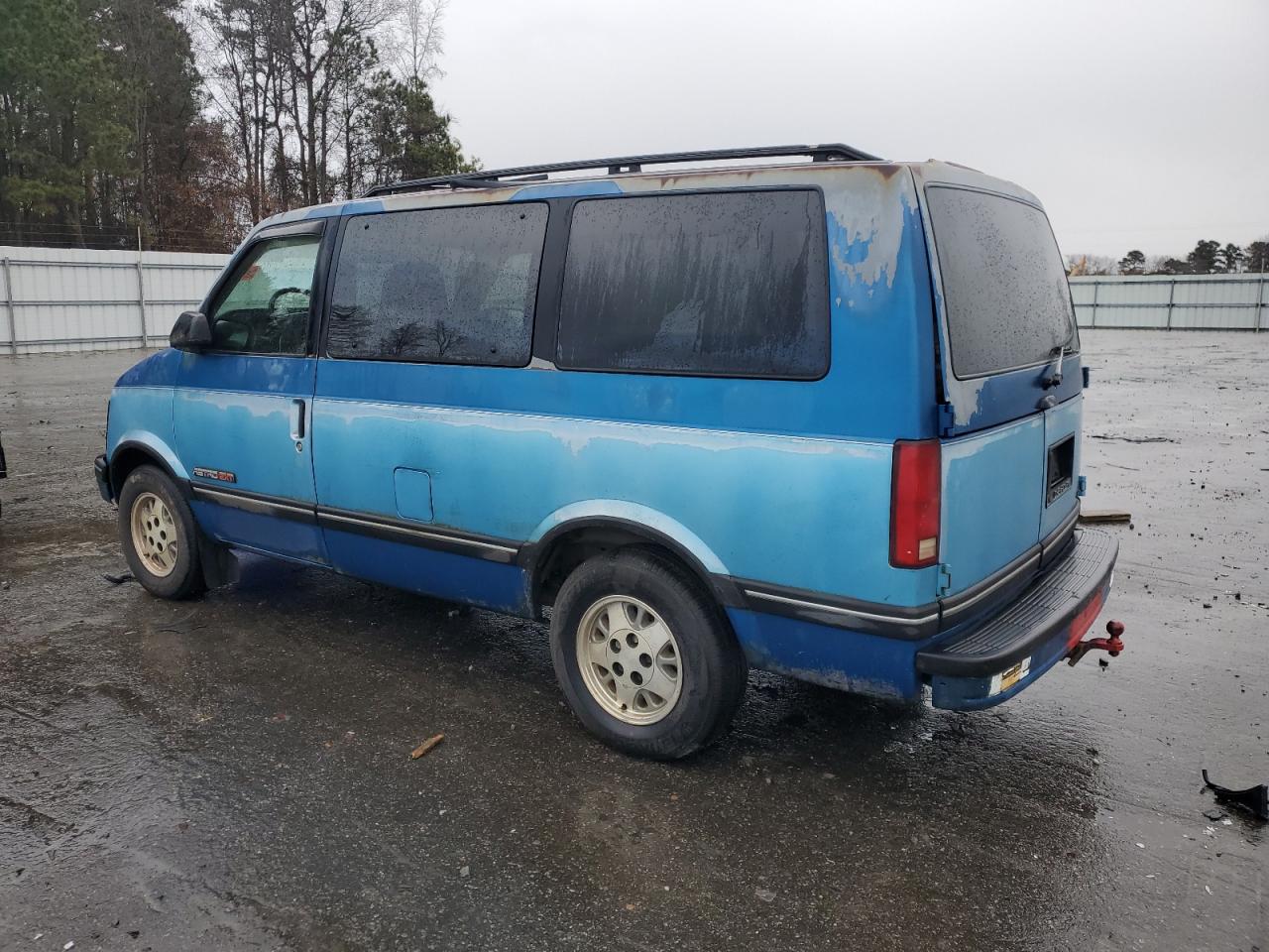 Lot #3034309063 1994 CHEVROLET ASTRO