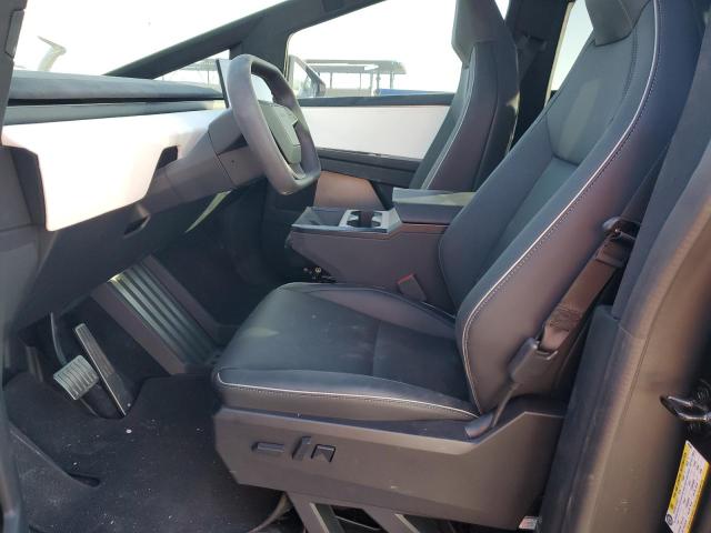2024 TESLA CYBERTRUCK 7G2CEHEE9RA028082