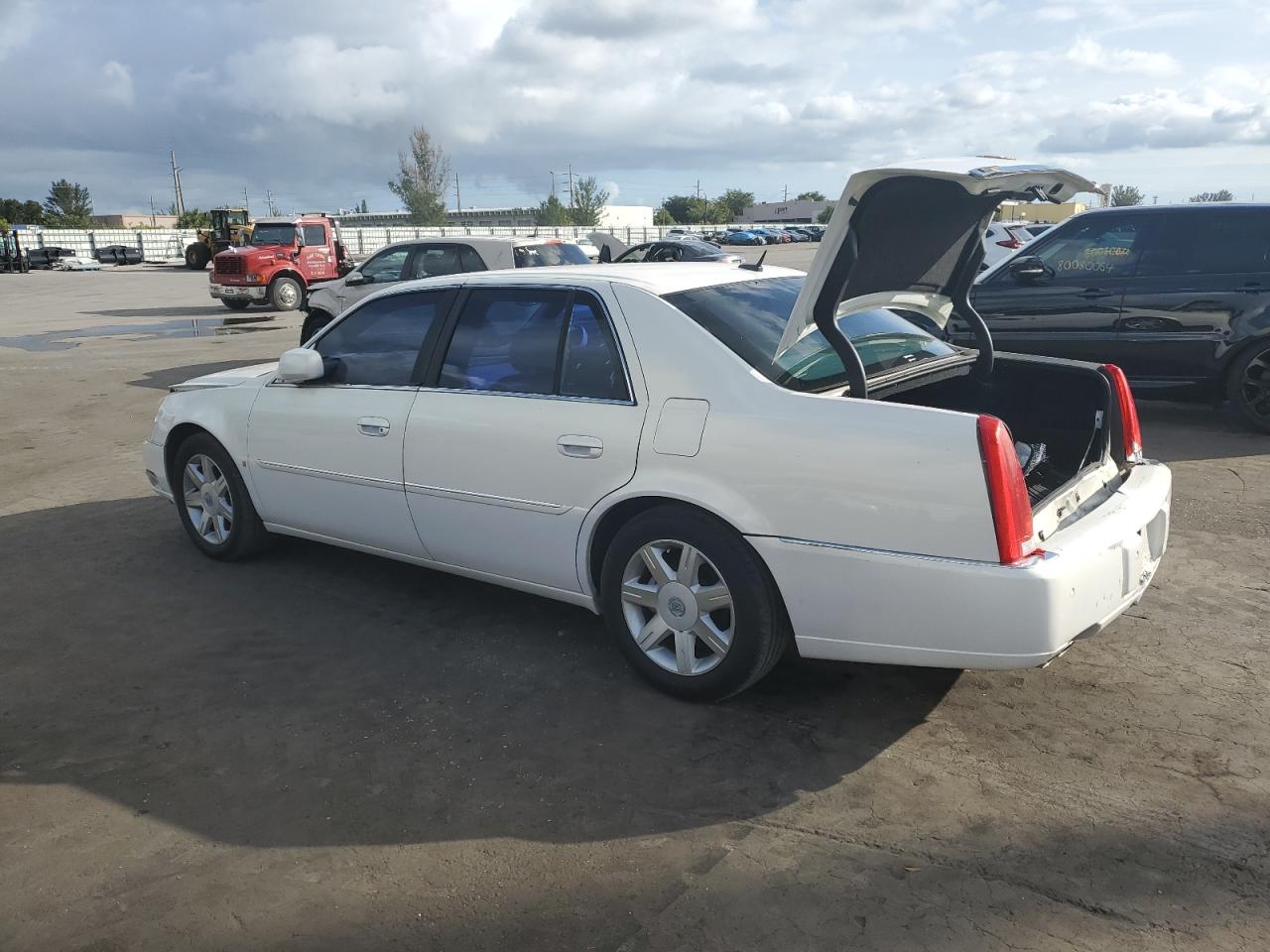 Lot #3049568685 2006 CADILLAC DTS