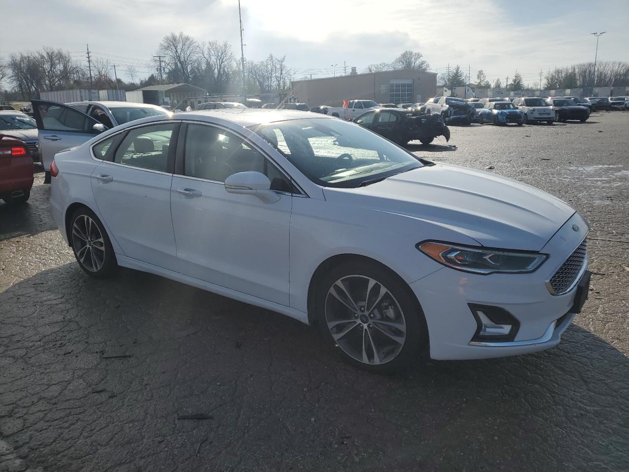 Lot #3033006990 2019 FORD FUSION TIT