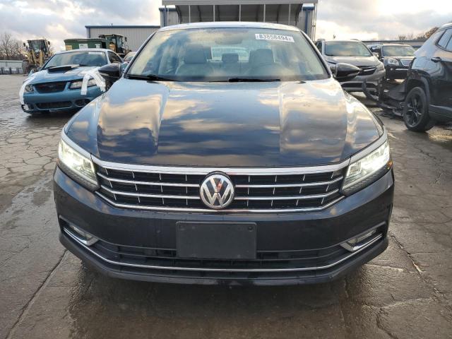 2018 VOLKSWAGEN PASSAT SE - 1VWBA7A39JC030750