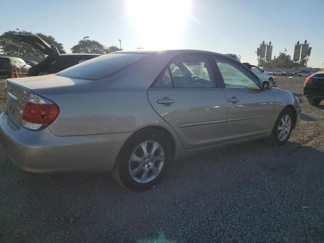 TOYOTA CAMRY LE 2005 gold  gas 4T1BF30K45U097001 photo #4