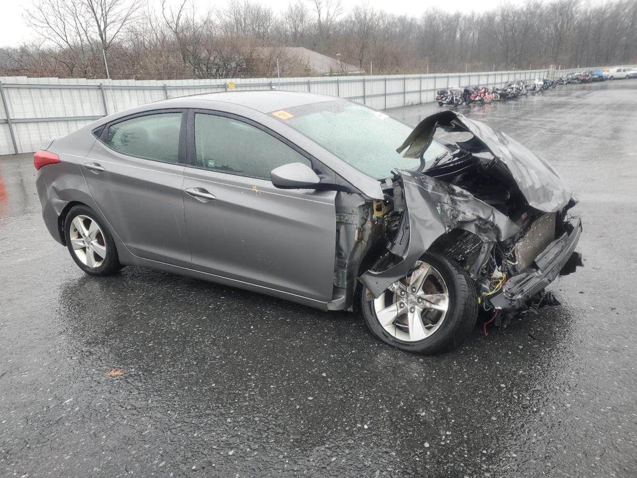 Lot #3029627111 2013 HYUNDAI ELANTRA GL