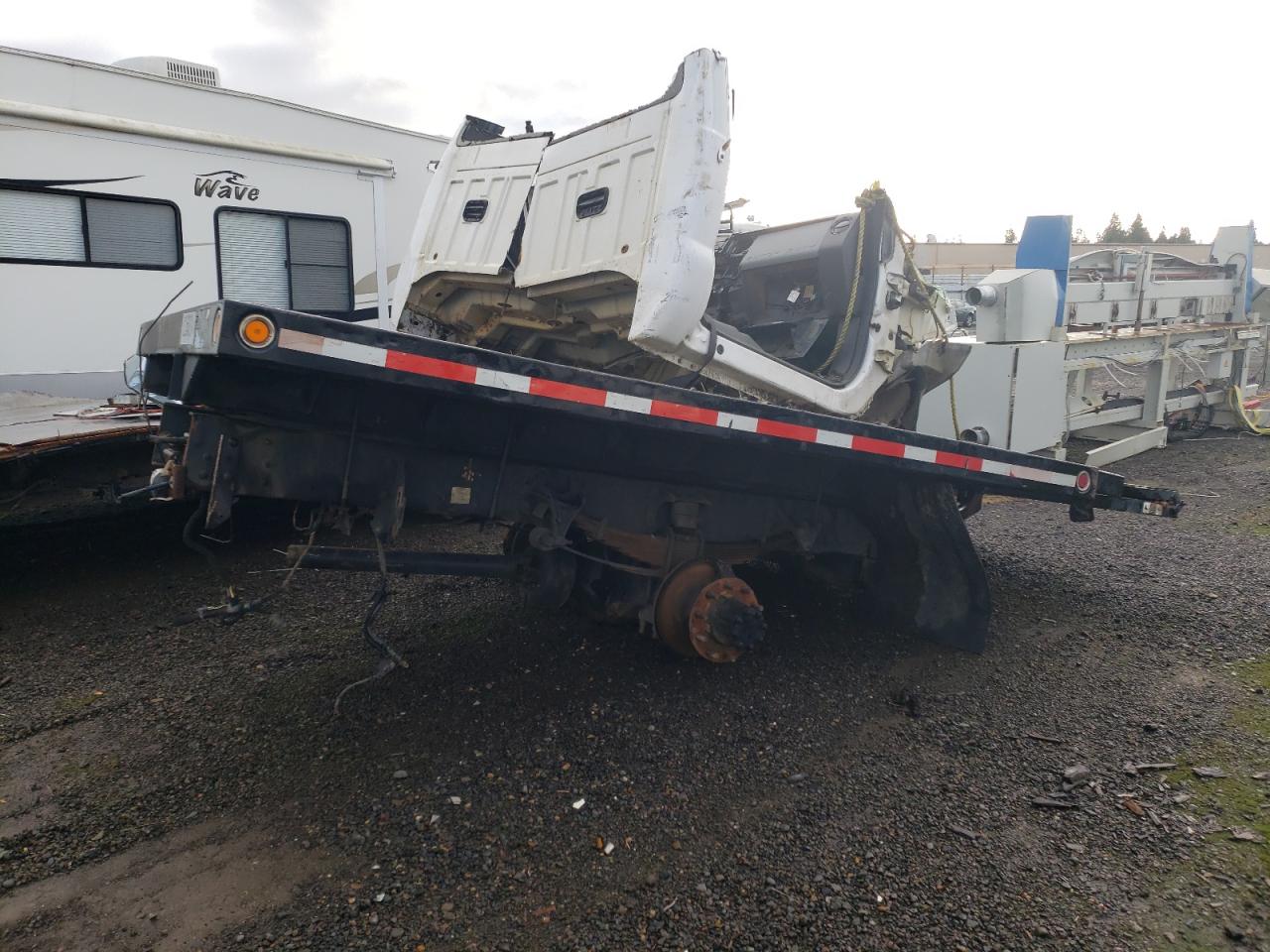 Lot #3049583652 2011 FORD F750 SUPER