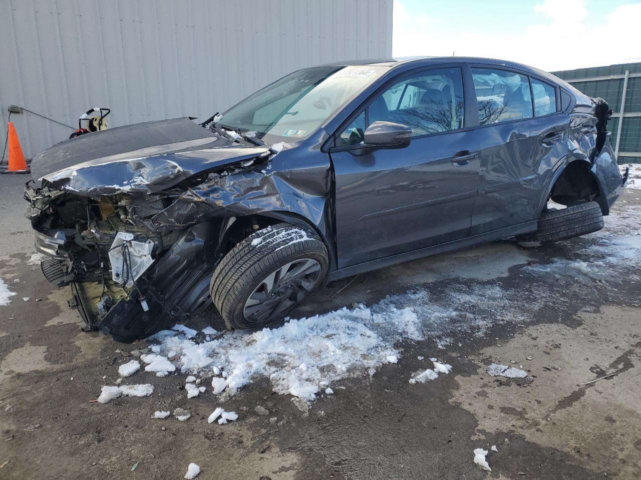  Salvage Subaru Legacy