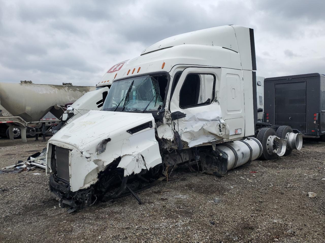 Lot #3034283116 2020 FREIGHTLINER CASCADIA 1