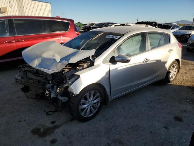 VIN KNAFX5A82F5287762 2015 KIA FORTE no.1