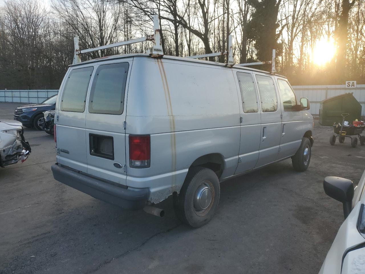 Lot #3036946801 2006 FORD ECONO 250