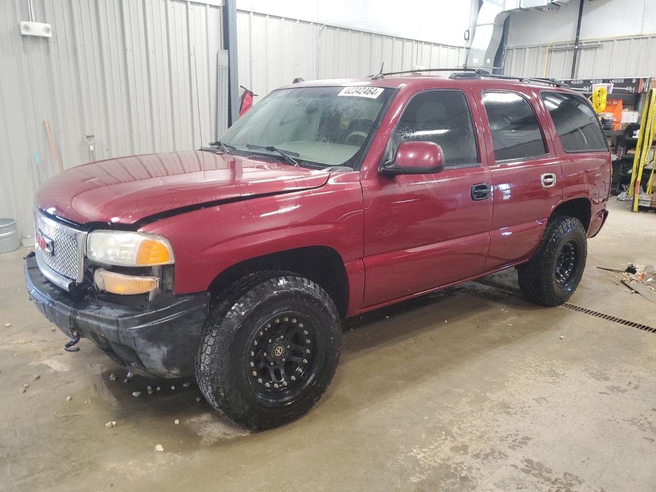 Lot #3021141201 2005 GMC YUKON DENA