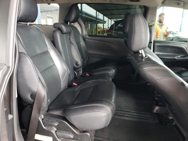 2016 TOYOTA SIENNA SE 5TDXK3DC4GS757523