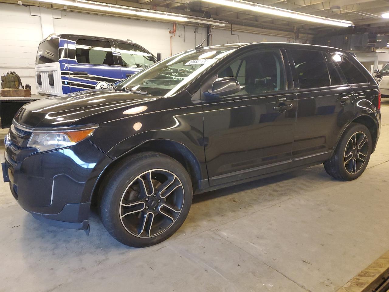  Salvage Ford Edge