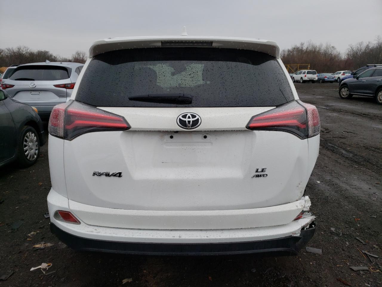 Lot #3030408469 2018 TOYOTA RAV4 LE