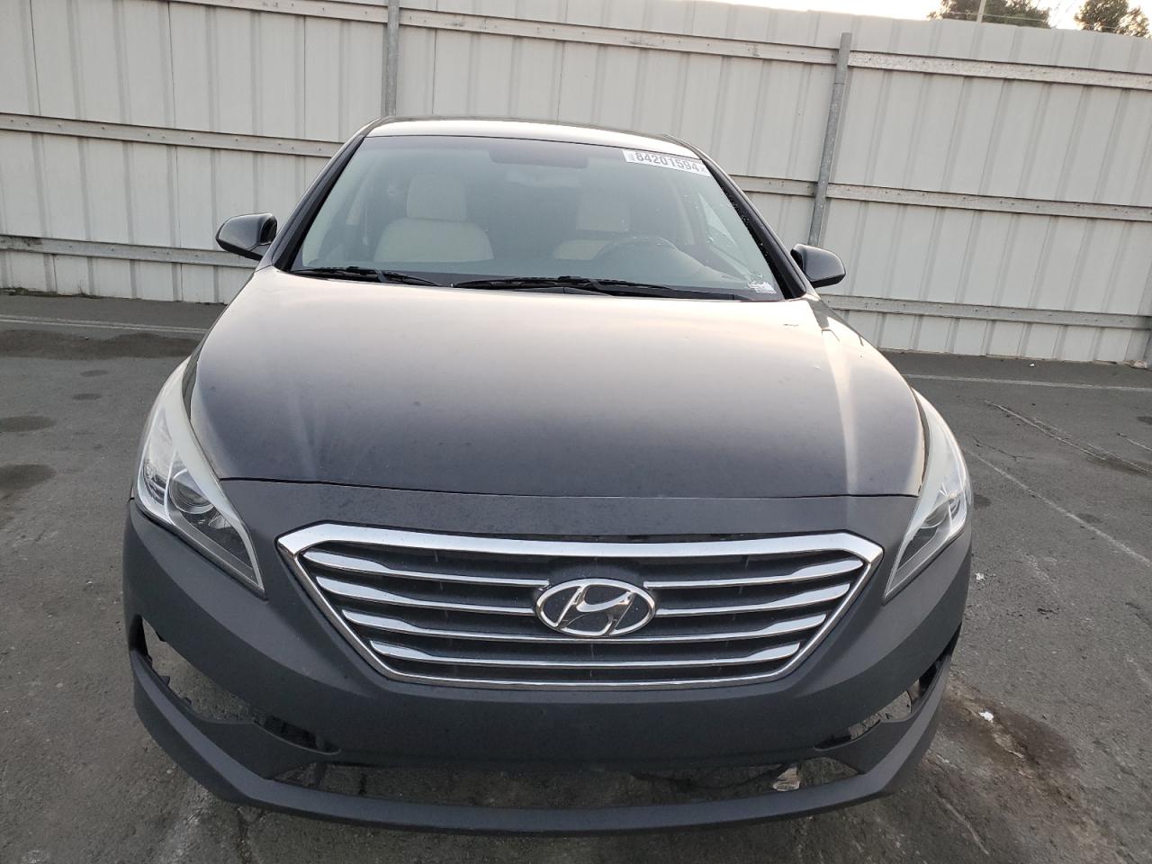 Lot #3028246823 2017 HYUNDAI SONATA SE