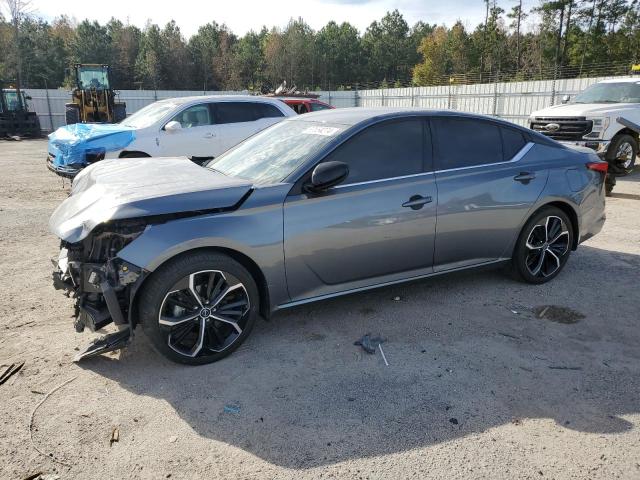 NISSAN ALTIMA SR