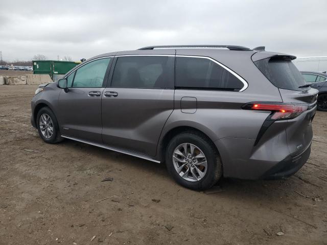 2021 TOYOTA SIENNA LE - 5TDBRKEC8MS003647