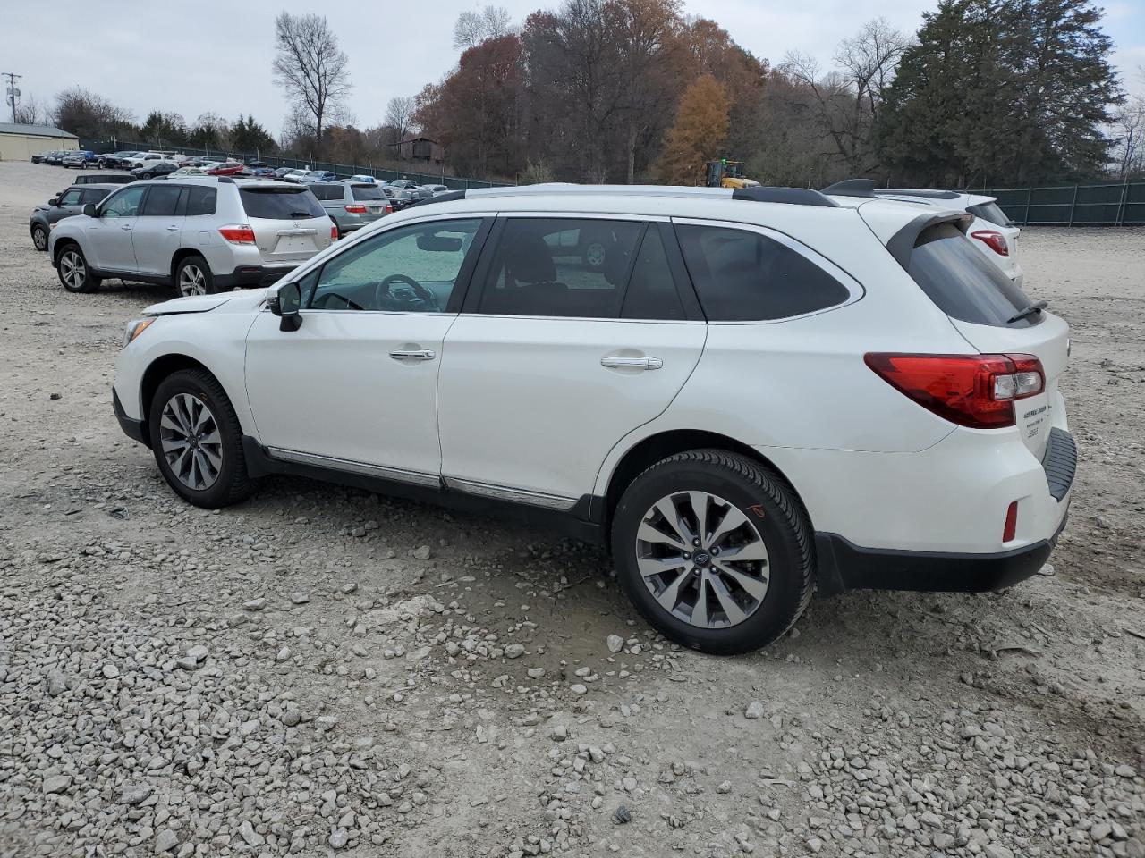 Lot #3026026964 2017 SUBARU OUTBACK TO