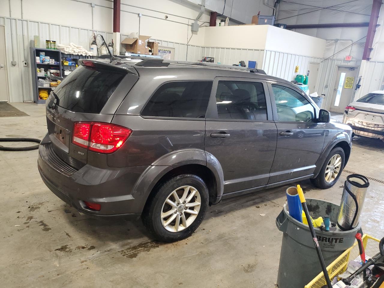 Lot #3311419321 2017 DODGE JOURNEY SE