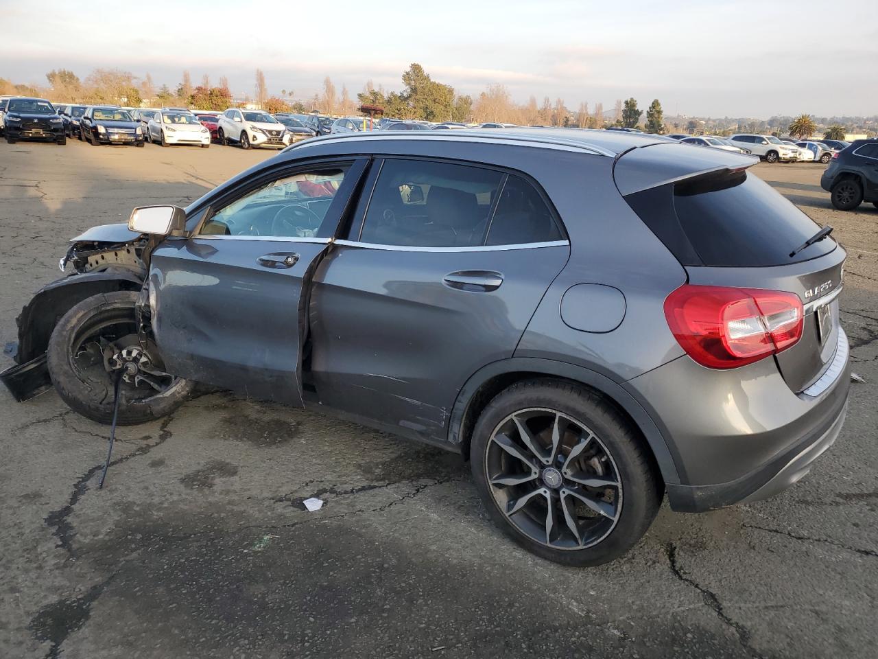 Lot #3044369738 2016 MERCEDES-BENZ GLA 250 4M