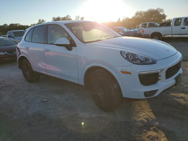 VIN WP1AA2A23HKA88280 2017 PORSCHE CAYENNE no.4