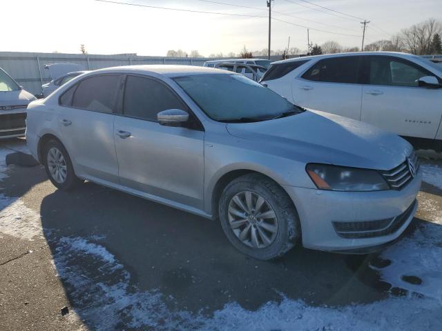 2015 VOLKSWAGEN PASSAT S - 1VWAT7A34FC002285