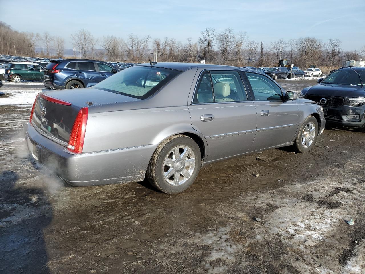 Lot #3050302892 2007 CADILLAC DTS