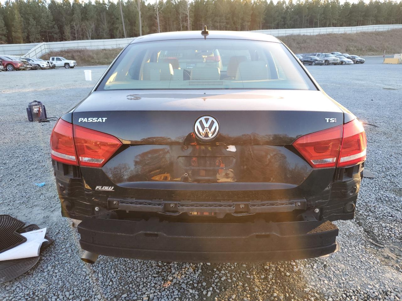 Lot #3025872509 2015 VOLKSWAGEN PASSAT S