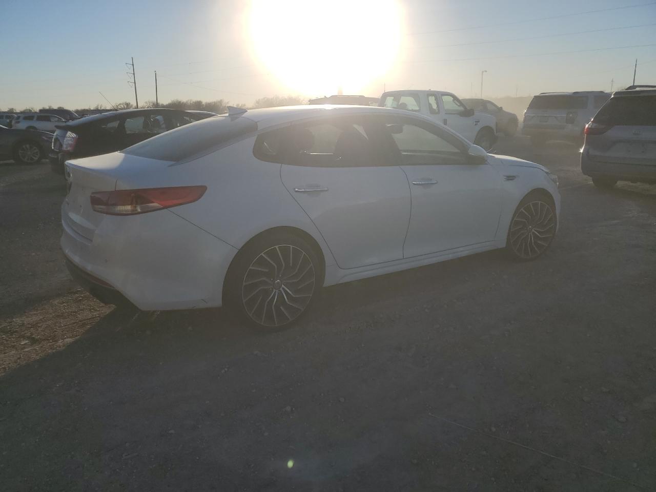 Lot #3045692639 2016 KIA OPTIMA LX