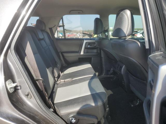 2018 TOYOTA 4RUNNER SR - JTEZU5JR9J5176180