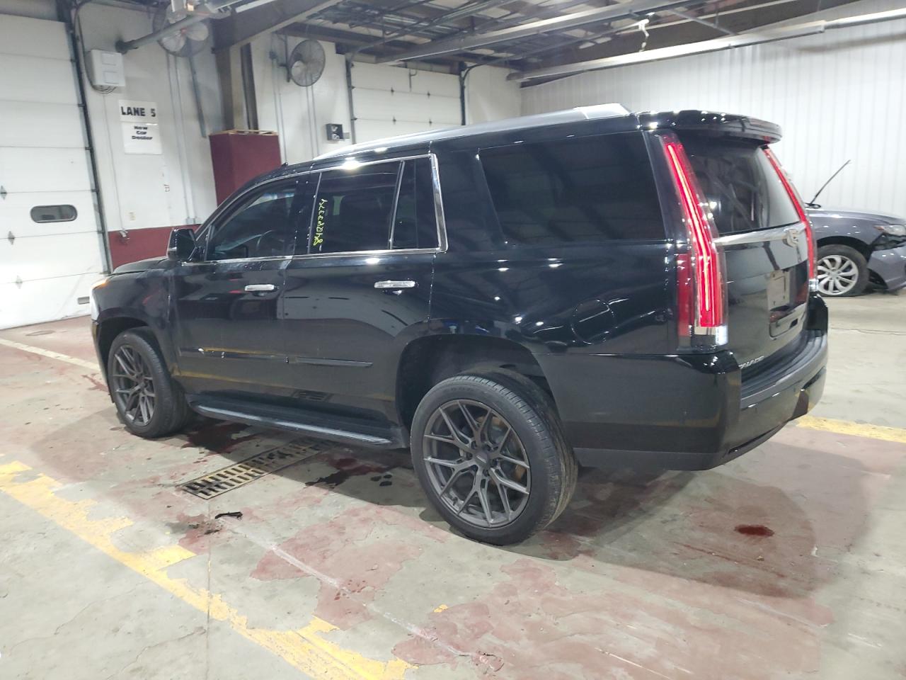 Lot #3040716775 2020 CADILLAC ESCALADE L