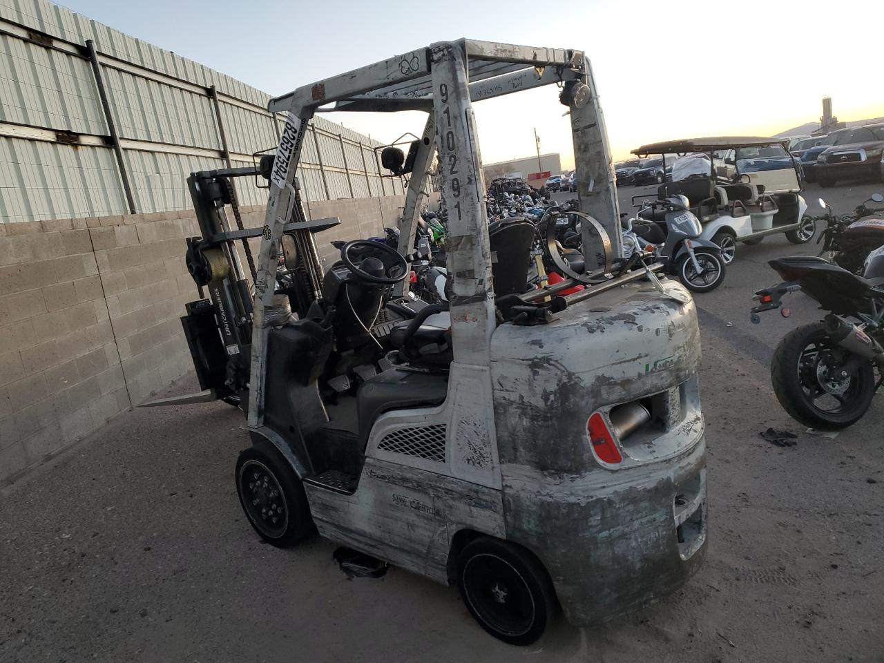 Lot #3034331066 2019 NISSAN FORKLIFT