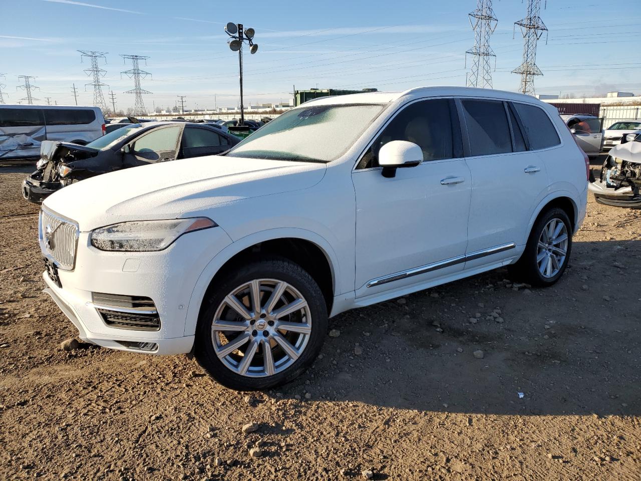 VOLVO XC90 T6