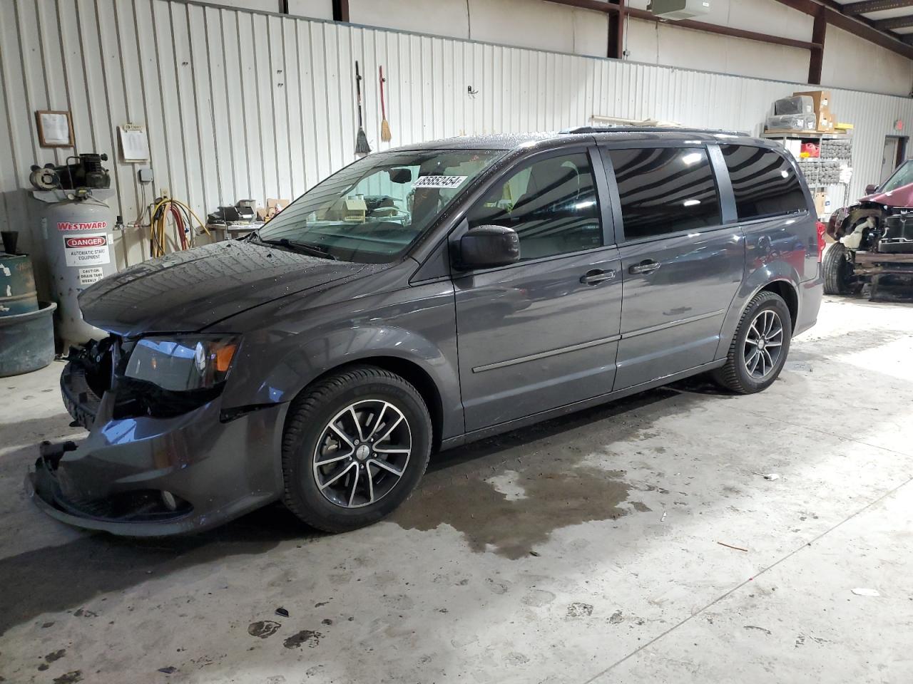  Salvage Dodge Caravan