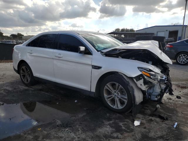 2018 FORD TAURUS SEL 1FAHP2E85JG107052