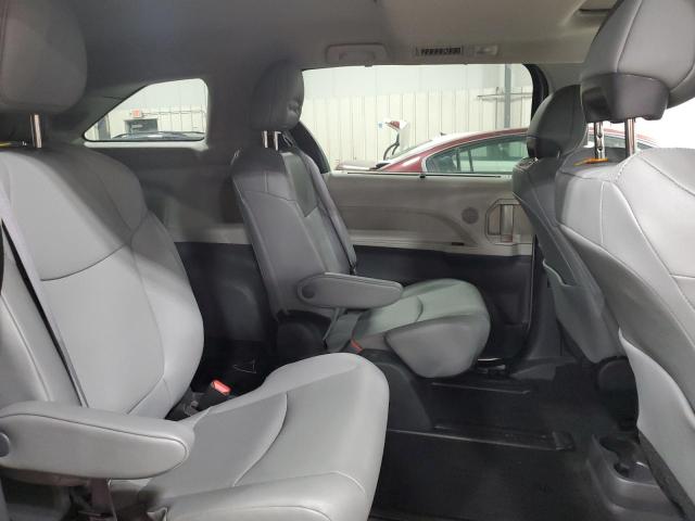 2024 TOYOTA SIENNA XLE - 5TDJSKFC6RS110461