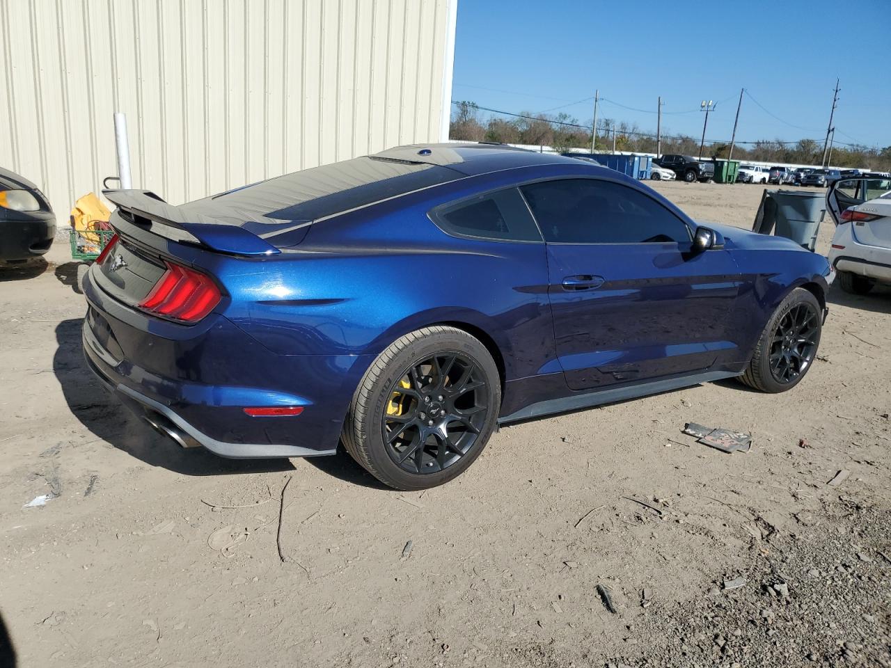 Lot #3045941237 2019 FORD MUSTANG