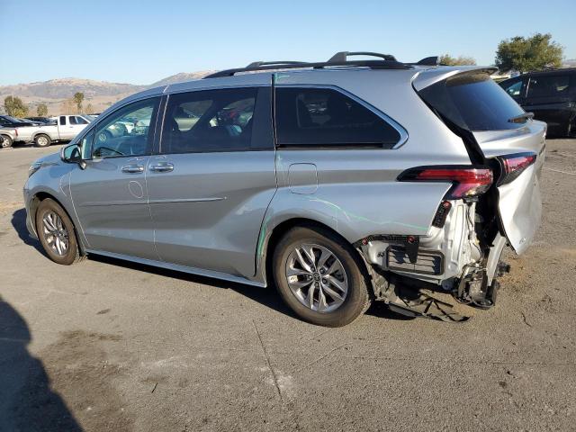 2022 TOYOTA SIENNA XLE - 5TDJSKFC9NS059662
