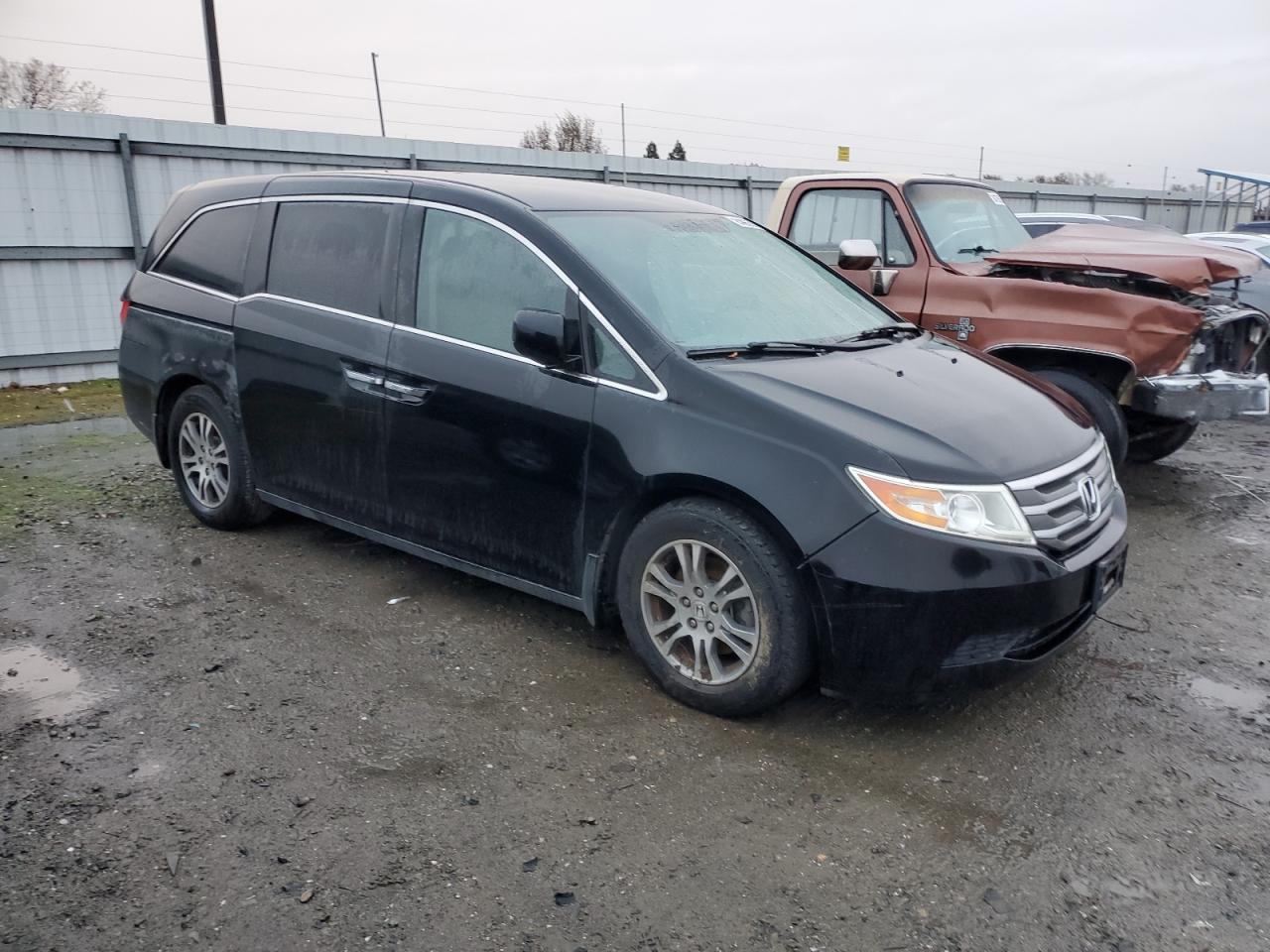 Lot #3033211803 2013 HONDA ODYSSEY EX