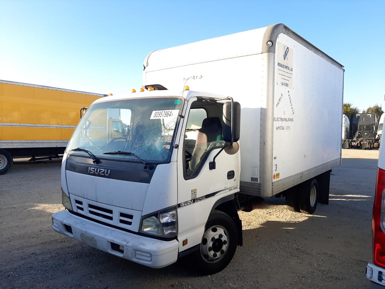 Lot #3023310248 2007 ISUZU NPR